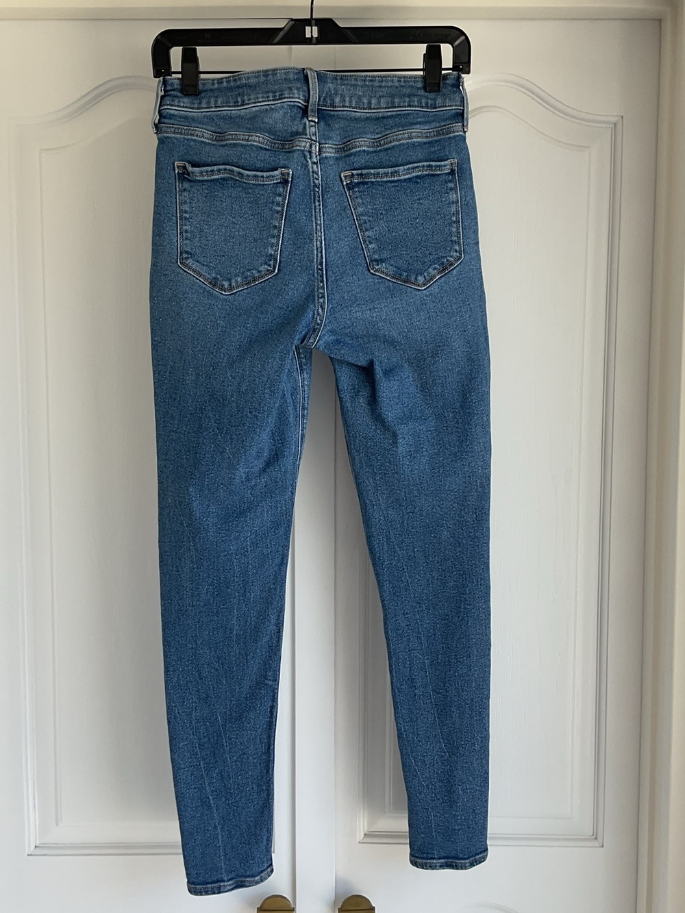(2) Old Navy women’s Rockstar Jeans - Picture 3 of 9